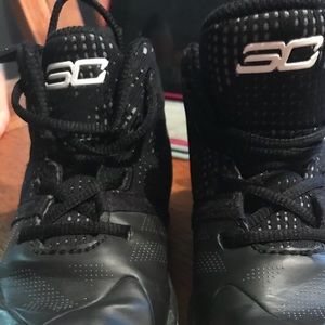 Toddler under Armour Stephen Curry size 8 shoes
